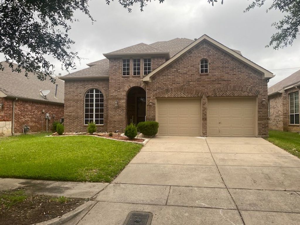4512 Adobe Drive, Fort Worth, TX 76123