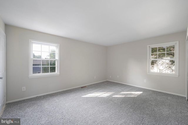 13802 POPLAR TREE RD, Chantilly, VA 20151