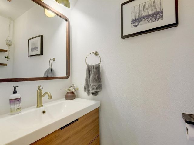 13322 Broadmeade Ave, Austin, TX 78729