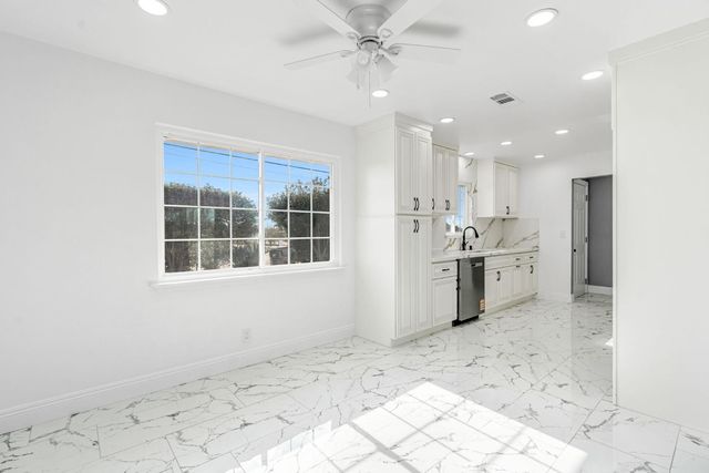 6668 W Mckinley, Fresno, CA 93723