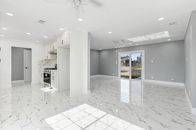 6668 W Mckinley, Fresno, CA 93723