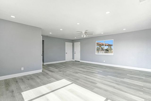 6668 W Mckinley, Fresno, CA 93723