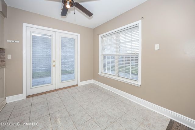 760 S Whitney Drive, Biloxi, MS 39532