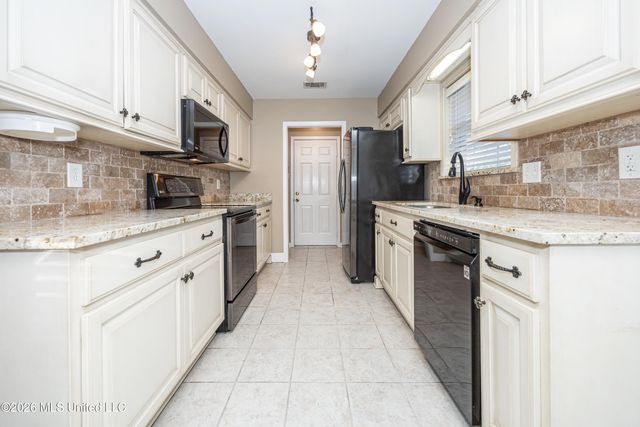 760 S Whitney Drive, Biloxi, MS 39532