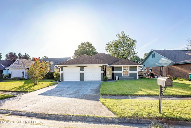 760 S Whitney Drive, Biloxi, MS 39532