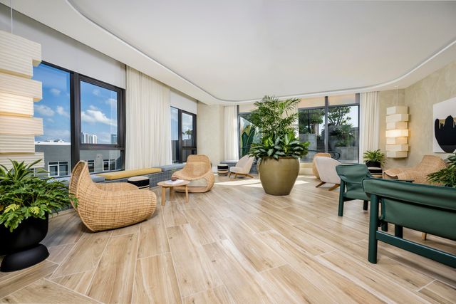 286 NW 29th Street 422, Miami, FL 33127