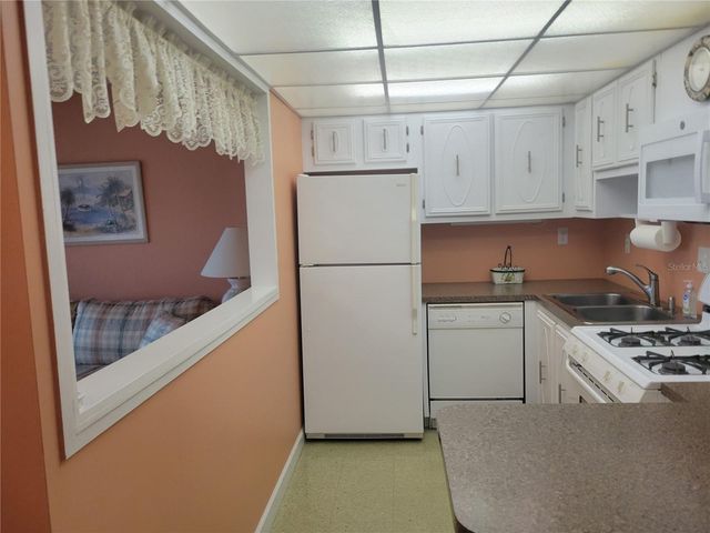 9950 62ND TERRACE N 417, St Petersburg, FL 33708