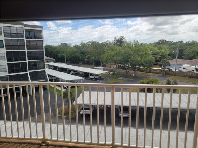 9950 62ND TERRACE N 417, St Petersburg, FL 33708