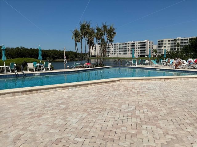 9950 62ND TERRACE N 417, St Petersburg, FL 33708