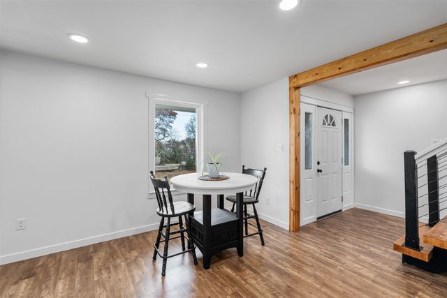 1030 W Five Mile Parkway, Dallas, TX 75224