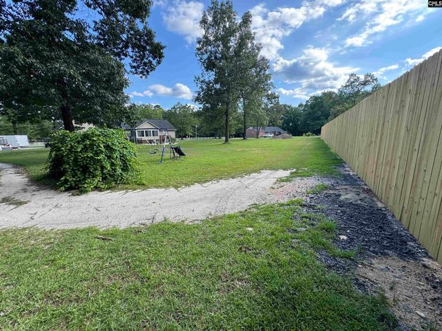 1344 Colie Branham Road, Lugoff, SC 29078