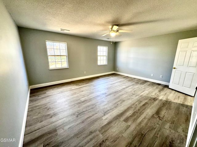 913 Columbine Lea, Sevierville, TN 37862