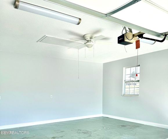 913 Columbine Lea, Sevierville, TN 37862