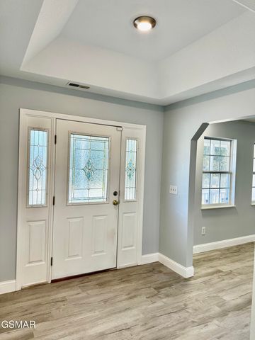 913 Columbine Lea, Sevierville, TN 37862