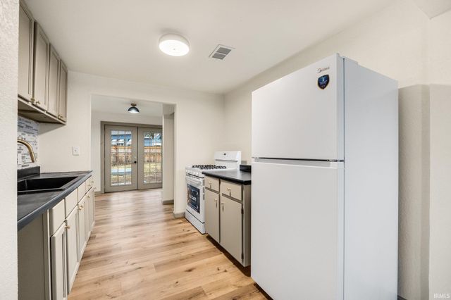 2502 Sherman Boulevard, Fort Wayne, IN 46808