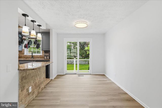 12821 PINECREST RD, Herndon, VA 20171