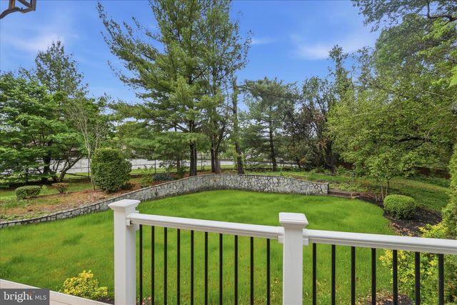 12821 PINECREST RD, Herndon, VA 20171