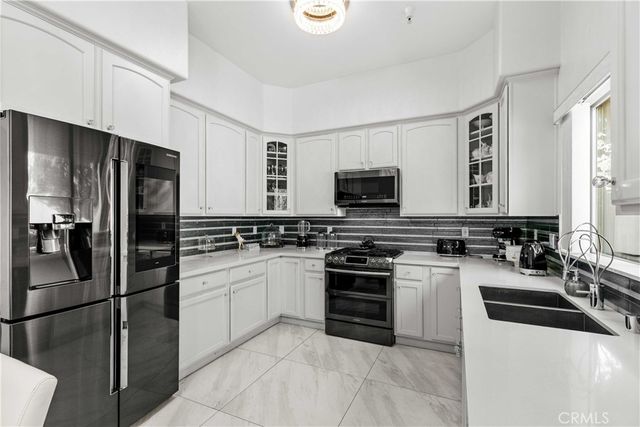 6920 Valmont 5, Tujunga, CA 91042