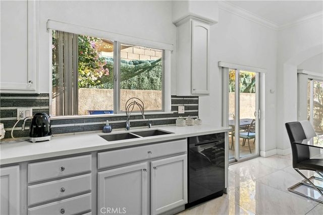 6920 Valmont 5, Tujunga, CA 91042