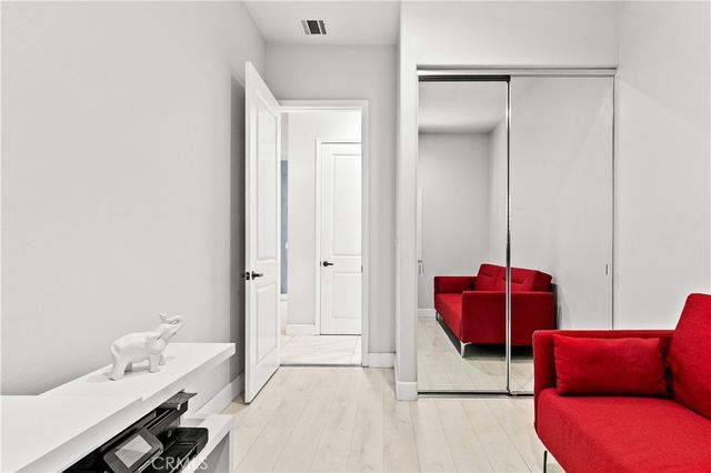 6920 Valmont 5, Tujunga, CA 91042