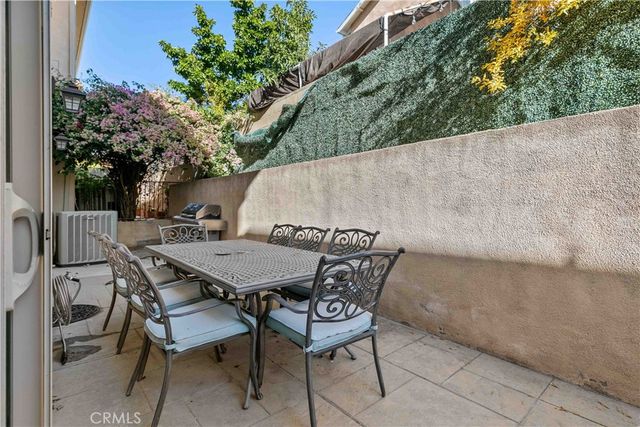 6920 Valmont 5, Tujunga, CA 91042