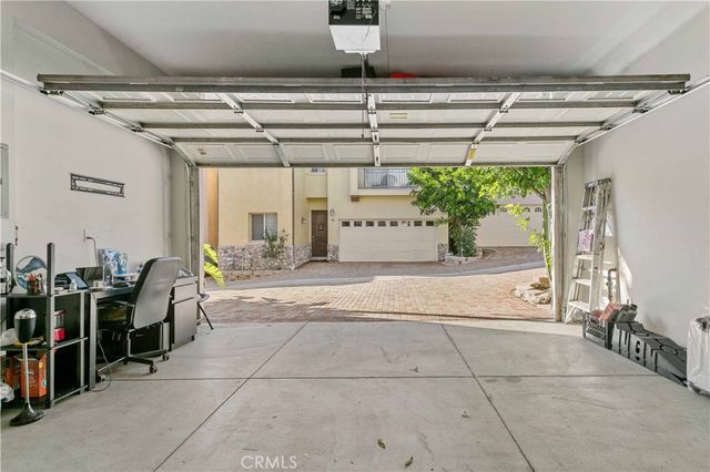 6920 Valmont 5, Tujunga, CA 91042