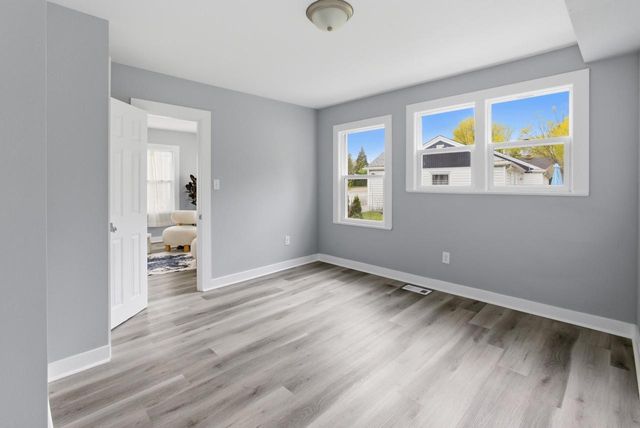 8416 W Bluemound ROAD, Milwaukee, WI 53226