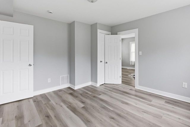 8416 W Bluemound ROAD, Milwaukee, WI 53226