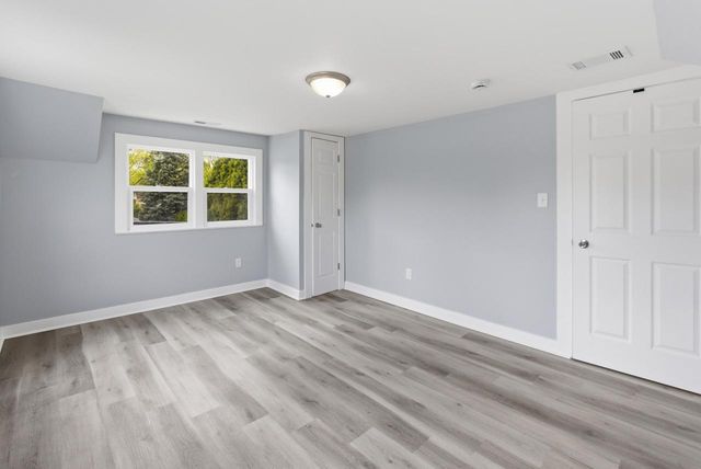 8416 W Bluemound ROAD, Milwaukee, WI 53226