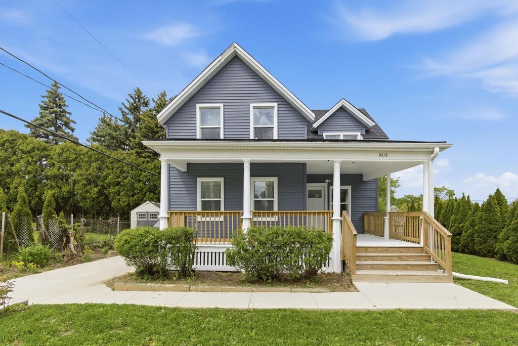 8416 W Bluemound ROAD, Milwaukee, WI 53226