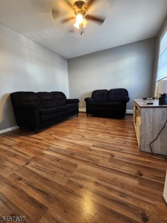 230 Pine St, Elizabeth City, NJ 07206 — photo 3