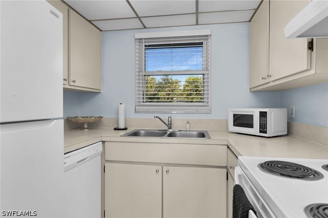 1000 Manatee RD A105, Naples, FL 34114