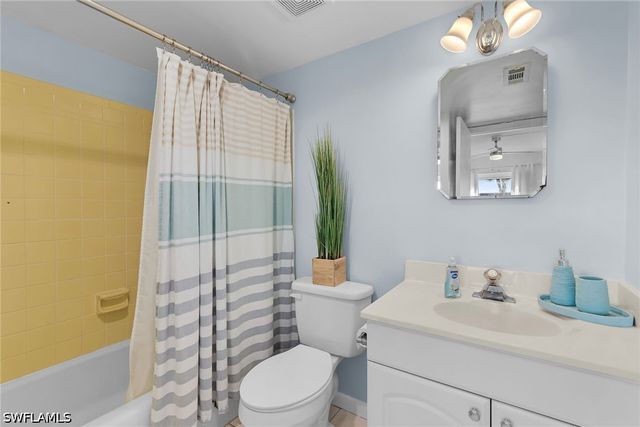 1000 Manatee RD A105, Naples, FL 34114