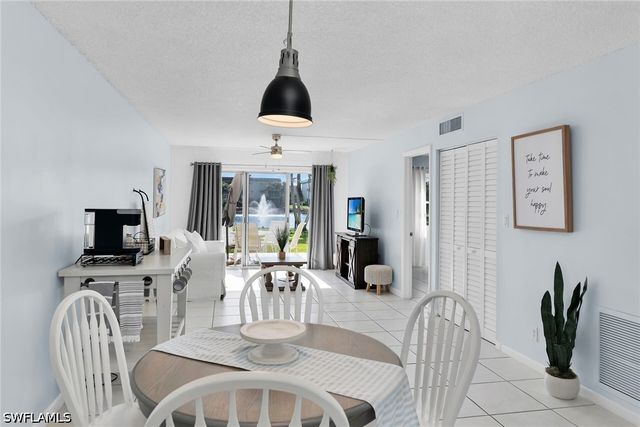 1000 Manatee RD A105, Naples, FL 34114