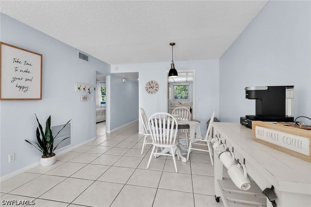 1000 Manatee RD A105, Naples, FL 34114