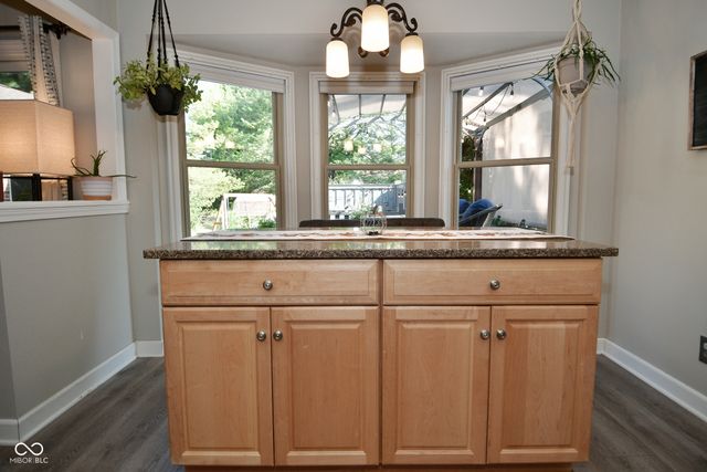 5028 Beechwood Circle, Avon, IN 46123