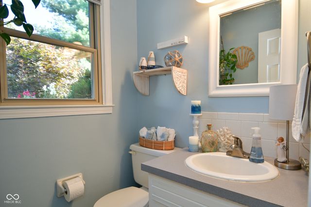 5028 Beechwood Circle, Avon, IN 46123