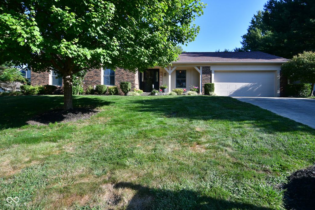 5028 Beechwood Circle, Avon, IN 46123