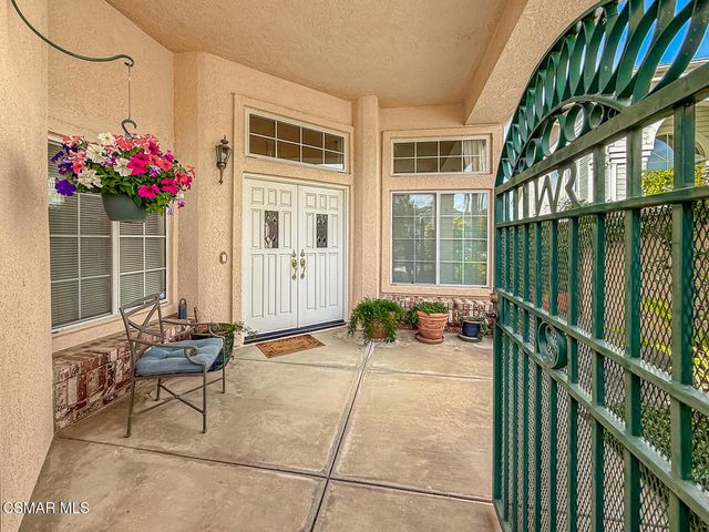 260 Sycamore Ridge Street, Simi Valley, CA 93065