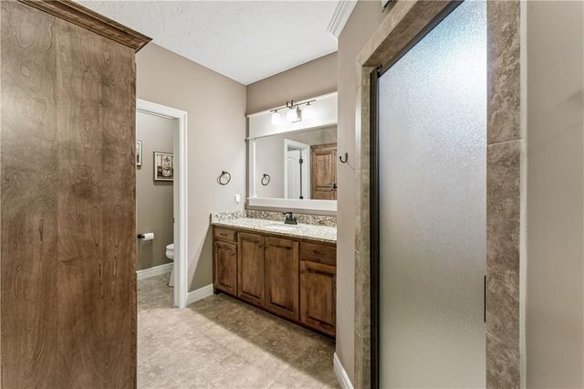 17218 W 197TH Place, Spring Hill, KS 66083