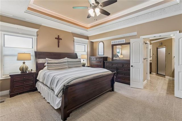 17218 W 197TH Place, Spring Hill, KS 66083