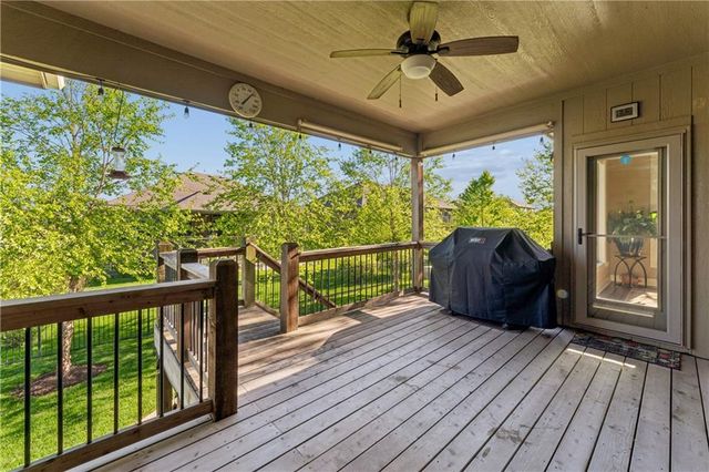 17218 W 197TH Place, Spring Hill, KS 66083