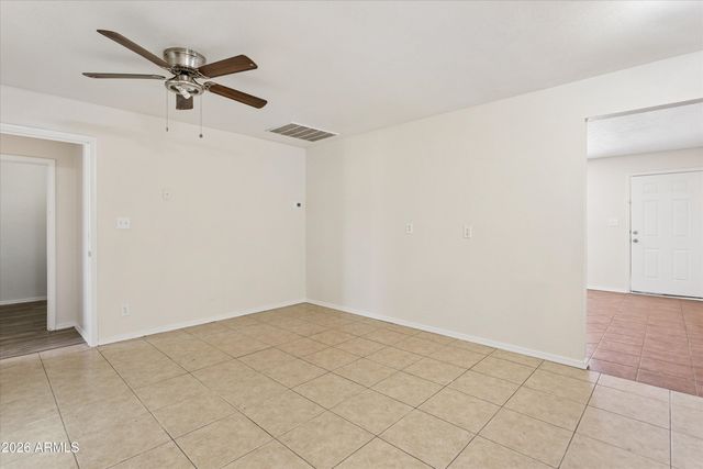 735 E SOUTH MOUNTAIN Avenue, Phoenix, AZ 85042