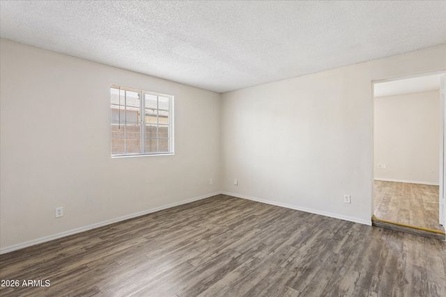735 E SOUTH MOUNTAIN Avenue, Phoenix, AZ 85042