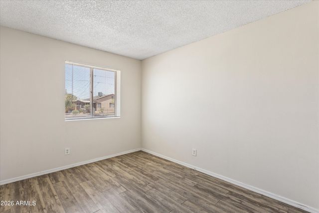 735 E SOUTH MOUNTAIN Avenue, Phoenix, AZ 85042