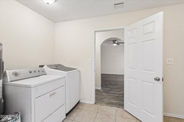 735 E SOUTH MOUNTAIN Avenue, Phoenix, AZ 85042