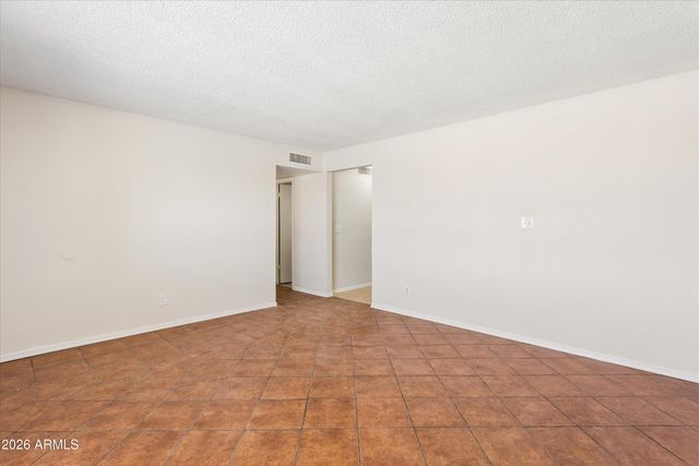 735 E SOUTH MOUNTAIN Avenue, Phoenix, AZ 85042