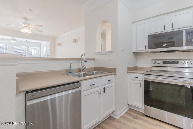 8550 TOUCHTON Road 2211, Jacksonville, FL 32216