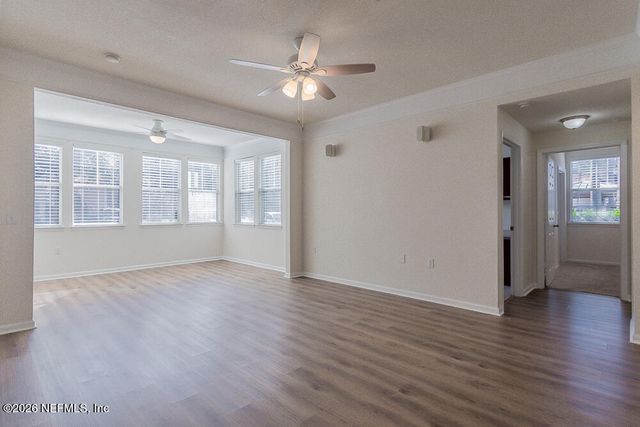 8550 TOUCHTON Road 2211, Jacksonville, FL 32216