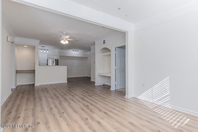 8550 TOUCHTON Road 2211, Jacksonville, FL 32216